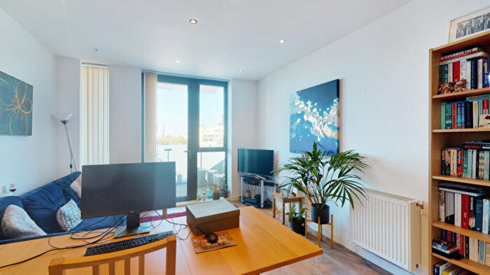 1 Bedroom Flat For Sale In Osier House, Quebec Way, Canada Water, SE16