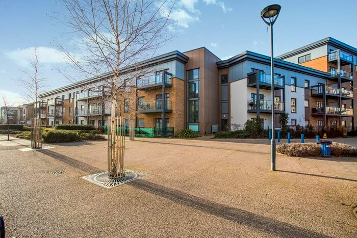 2 Bedroom Flat To Rent In Wintergreen Boulevard, West Drayton, UB7