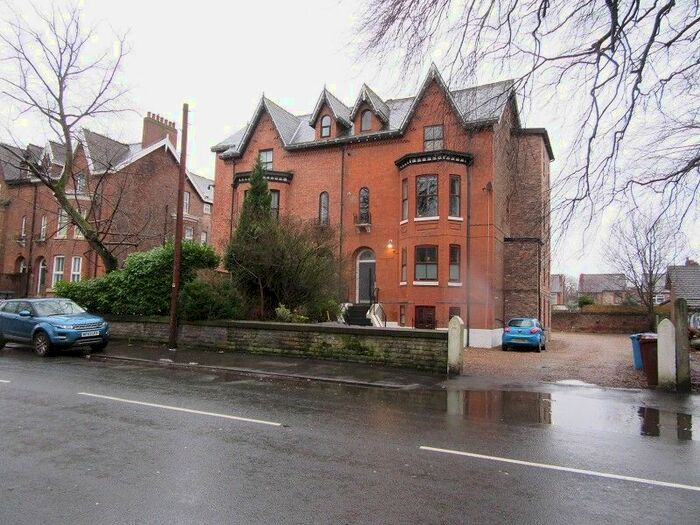 1 Bedroom Flat To Rent In Withington Road, Whalley Range, Manchester., M16