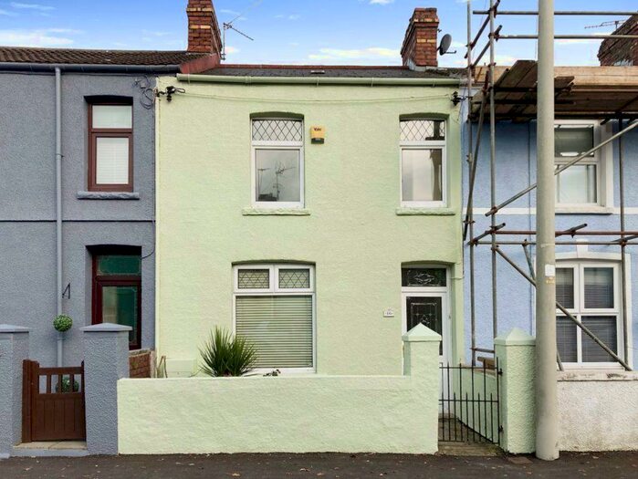 3 Bedroom House To Rent In Cemetery Road, Bridgend, CF31