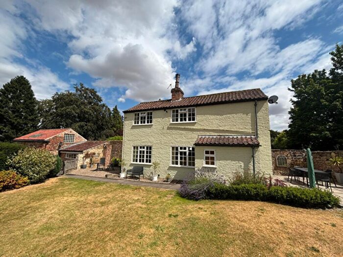 2 Bedroom Detached House To Rent In Minster Road, Ripon, North Yorkshire, HG4