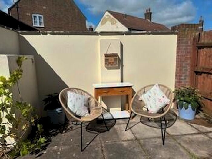 2 Bedroom End Of Terrace House To Rent In Brookhouse Street, Dorchester, Dorset, DT1