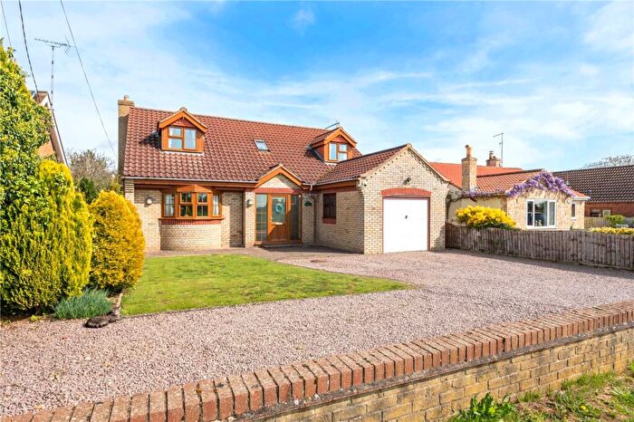 3 Bedroom Detached House For Sale In Edenham Road, Hanthorpe, Bourne, Lincolnshire, PE10