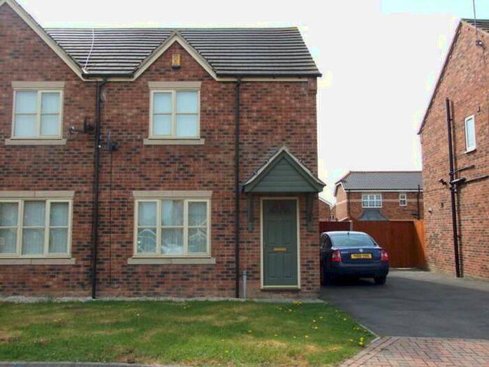 3 Bedroom Semi-Detached House To Rent In Ferrymeadows Park, Hull, HU7
