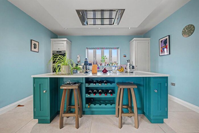 5 Bedroom Detached House For Sale In Mill Field Close, South Kilworth, LE17