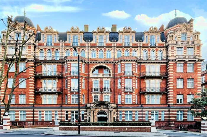 2 Bedroom Flat To Rent In Clarendon Court, Maida Vale, London, W9