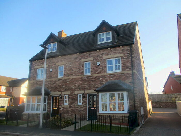 4 Bedroom Town House To Rent In Newbury Way, The Ridings, Carlisle, CA2