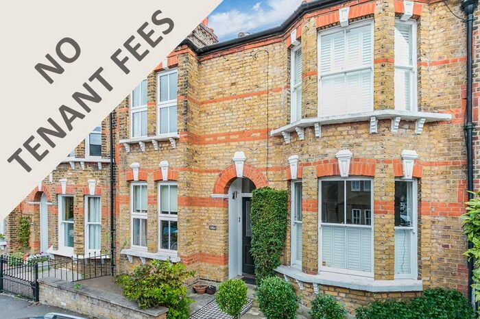 2 Bedroom Terraced House To Rent In Landells Road, London, SE22