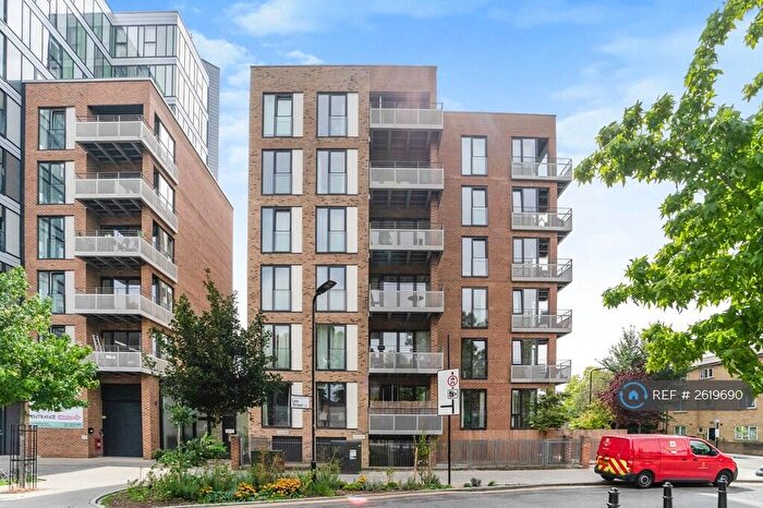 2 Bedroom Flat To Rent In City Mill Apartments, London, E8