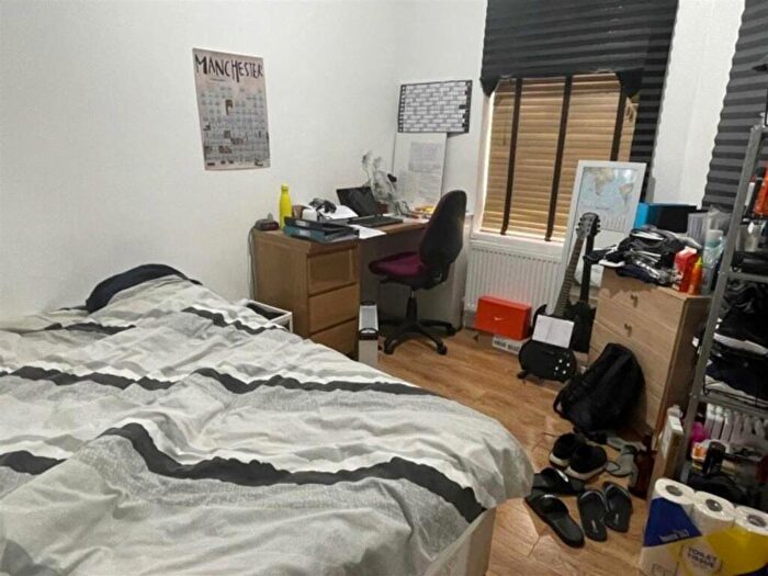 5 Bedroom Private Hall To Rent In Standish Road (), Fallowfield, Manchester, M14