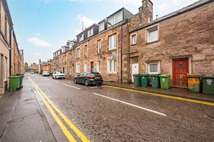 2 Bedroom Flat For Sale In James Street, Perth, PH2