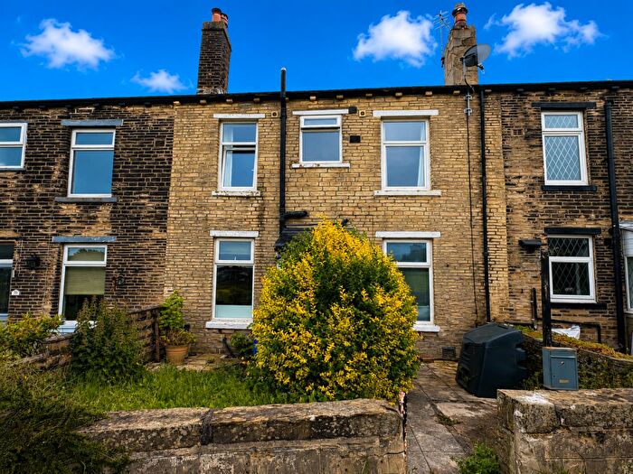 2 Bedroom Semi-Detached House For Sale In Ripley Street, Halifax, HX3