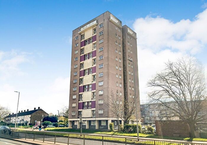 1 Bedroom Flat To Rent In Edmunds Tower, Harlow, CM19