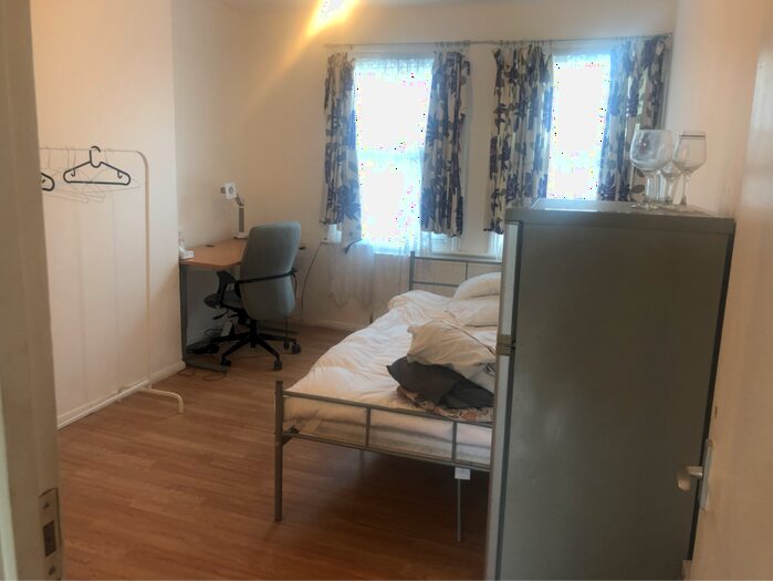 1 Bedroom House To Rent In Penford Street, London, SE5