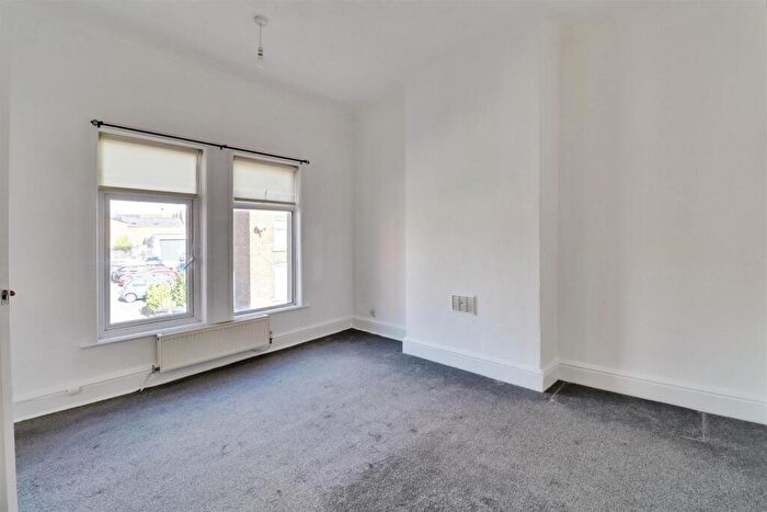 1 Bedroom Flat To Rent In Flag Lane, Crewe, CW1