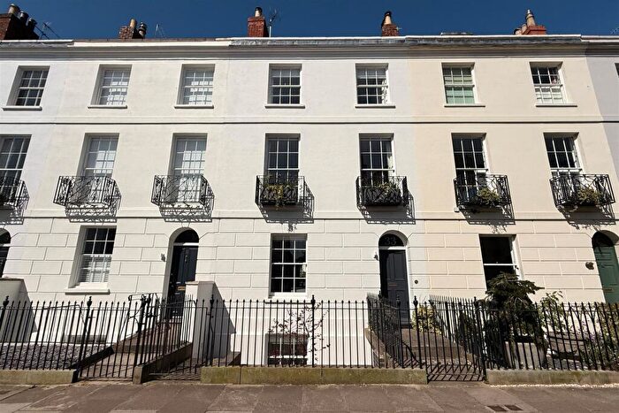4 Bedroom House For Sale In Great Norwood Street, Cheltenham, GL50