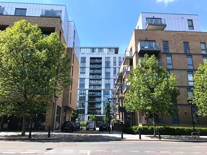 1 Bedroom Apartment To Rent In Casson Apartments, Upper North Street, London, E14