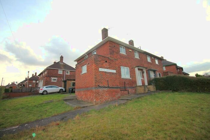 3 Bedroom Semi-Detached House To Rent In Smelter Wood Avenue, Sheffield, S13