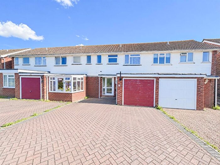3 Bedroom Terraced House For Sale In Ridgewood Gardens, Bexhill, TN40