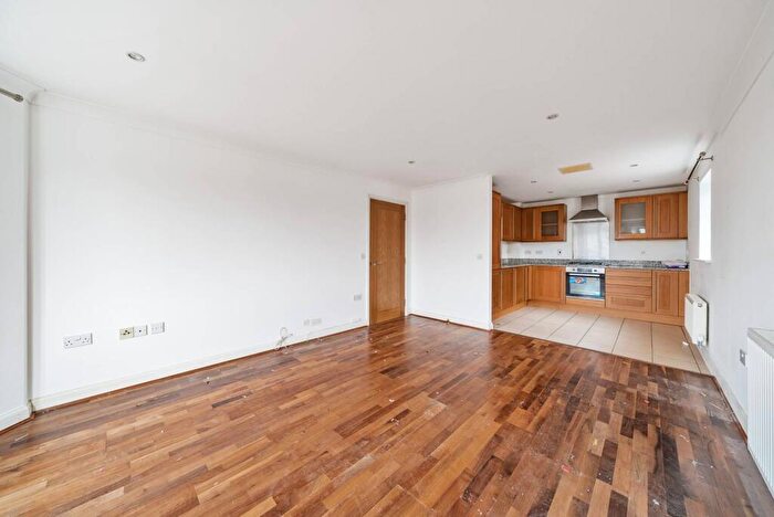 2 Bedroom Flat To Rent In Casel Court, Stanmore, HA7