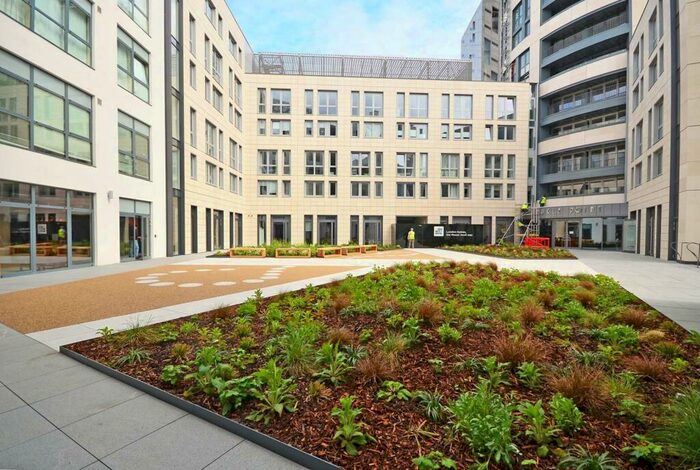 2 Bedroom Flat To Rent In Eagle Point, Old Street, London, EC1V