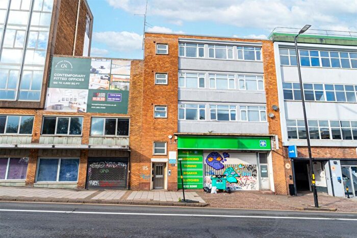 2 Bedroom Apartment To Rent In Holloway Head, Birmingham, West Midlands, B1