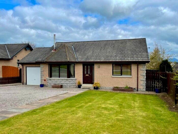 4 Bedroom Bungalow For Sale In Burnbank Road, Alford, AB33