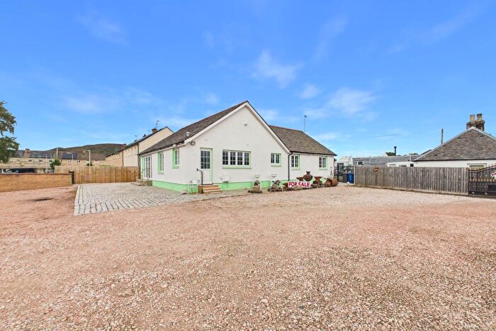 4 Bedroom Detached Bungalow For Sale In Carnethy View, Bilston, EH25