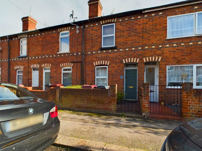 3 Bedroom Terraced House To Rent In Elm Park Road, Reading, RG30