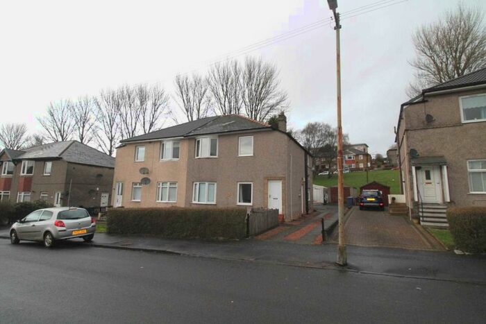 3 Bedroom Flat To Rent In Talla Road, Glasgow, G52
