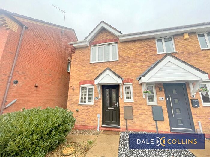 2 Bedroom Town House To Rent In Ayreshire Grove, Lightwood, ST3