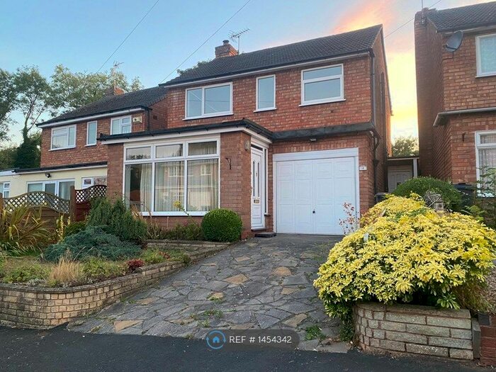 3 Bedroom Detached House To Rent In Rowney Croft, Birmingham, B28