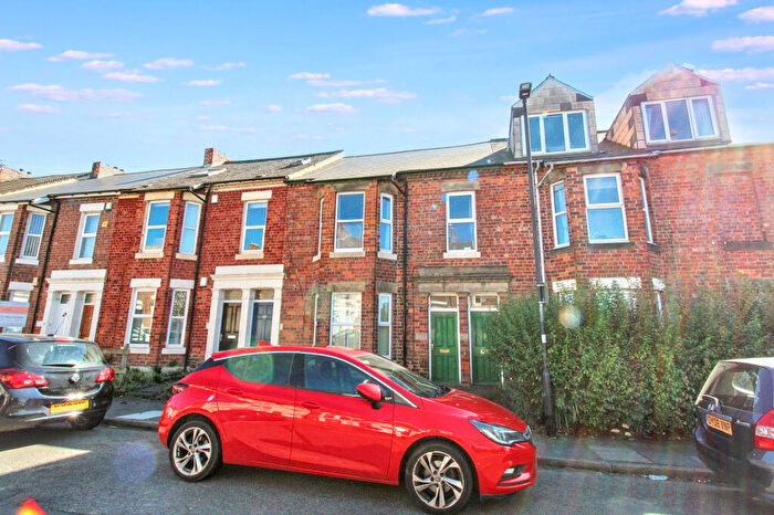 2 Bedroom Flat For Sale In Hotspur Street, Heaton, Newcastle Upon Tyne, Tyne And Wear, NE6