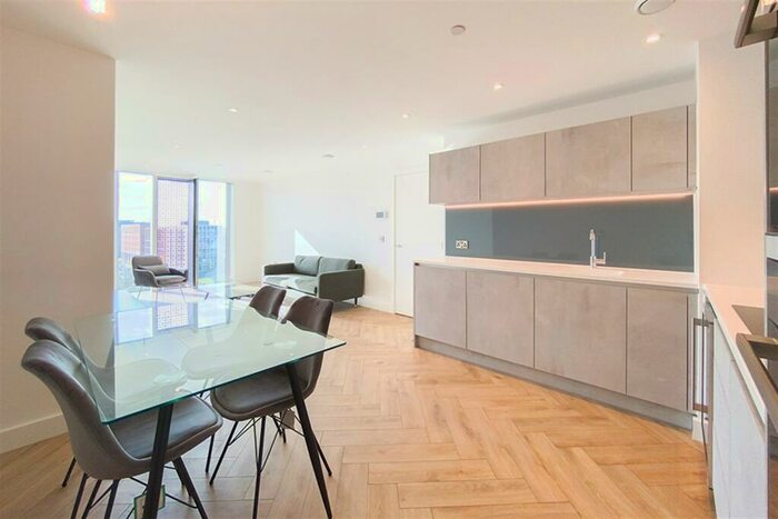 2 Bedroom Apartment To Rent In Elizabeth Tower, M15