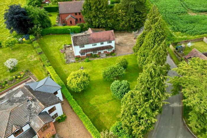 4 Bedroom Detached House For Sale In Chapel View, Little Brington, Northampton, NN7