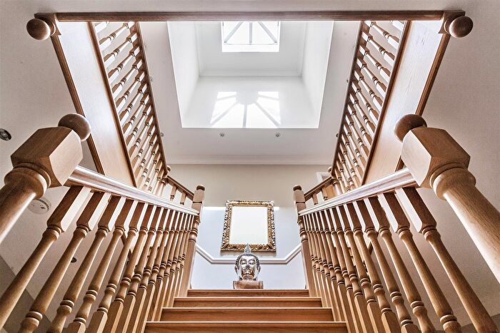 5 Bedroom Detached House For Sale In Headley Road, Leatherhead, Surrey, KT22