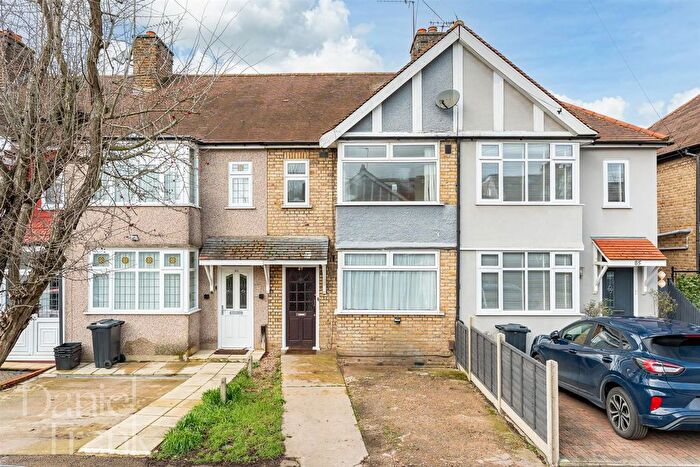 3 Bedroom Terraced House For Sale In Uplands Road, Woodford Green, IG8