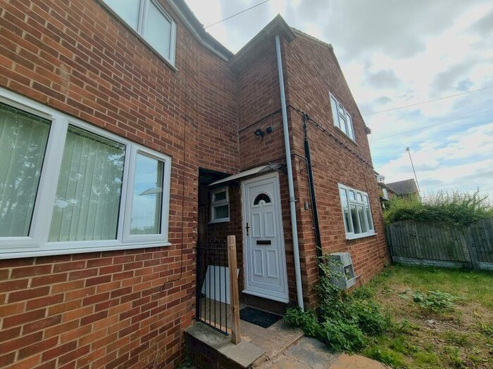 2 Bedroom End Of Terrace House To Rent In St. Nicholas Terrace, Radford Semele, CV31