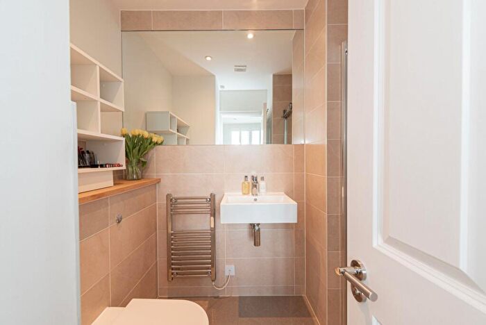 3 Bedroom Terraced House For Sale In Candle Mews East Molesey, KT8