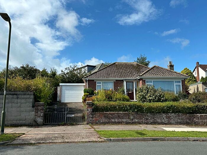 2 Bedroom Semi-Detached Bungalow For Sale In Golden Park Avenue, Torquay, TQ2