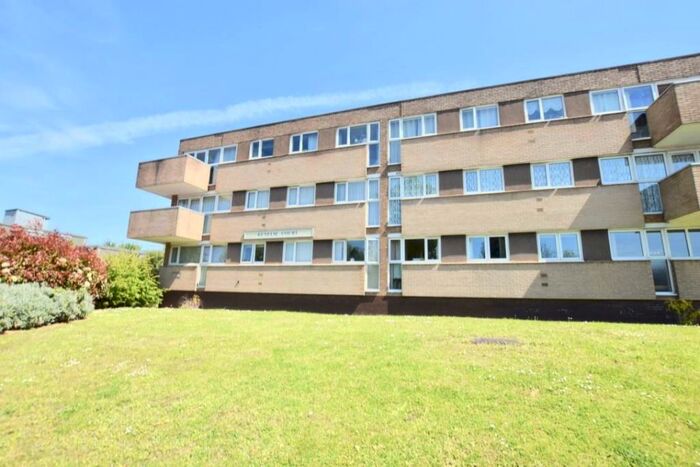 2 Bedroom Flat To Rent In Kenelm Court, Coventry - Well Sized Bedroom Flat Close To Jlr, CV3