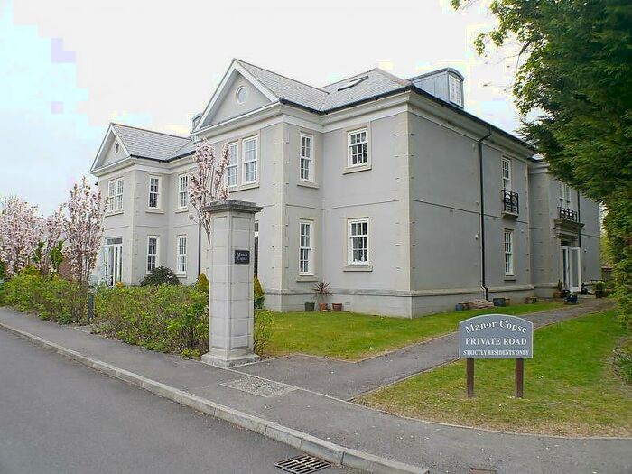 2 Bedroom Flat To Rent In Manor Copse, Felpham, Bognor Regis, PO22