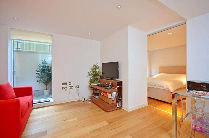 1 Bedroom Flat To Rent In Allsop Place, Marylebone, London, NW1