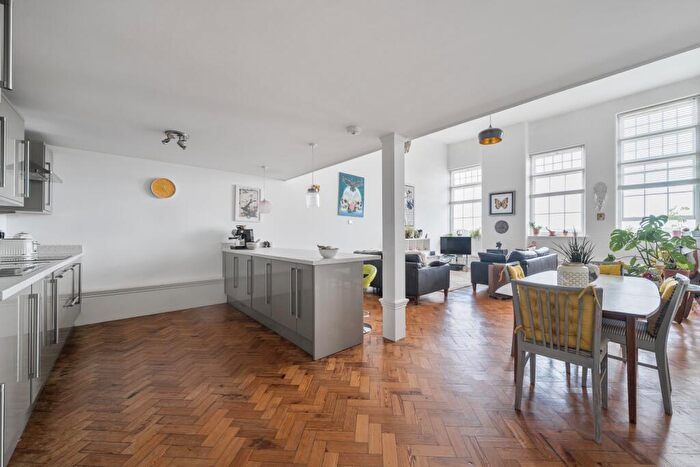3 Bedroom Apartment For Sale In The Old School, Geneva Place, Bideford, Devon, EX39