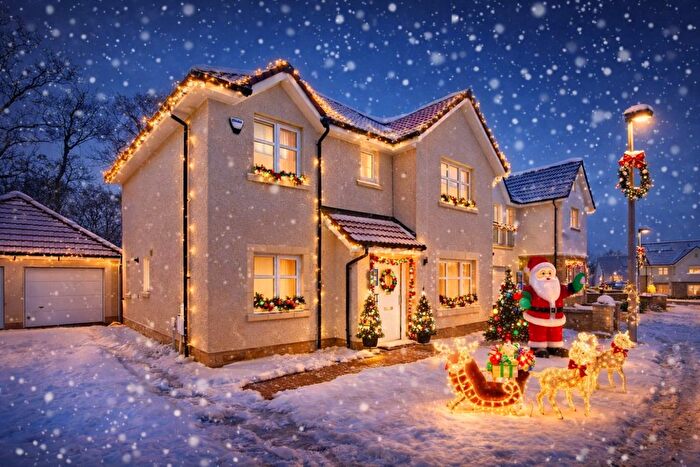 4 Bedroom Detached House For Sale In Templar Crescent, Erskine, PA8