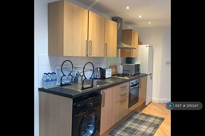 2 Bedroom Flat To Rent In Flexistowe Road, London, N9