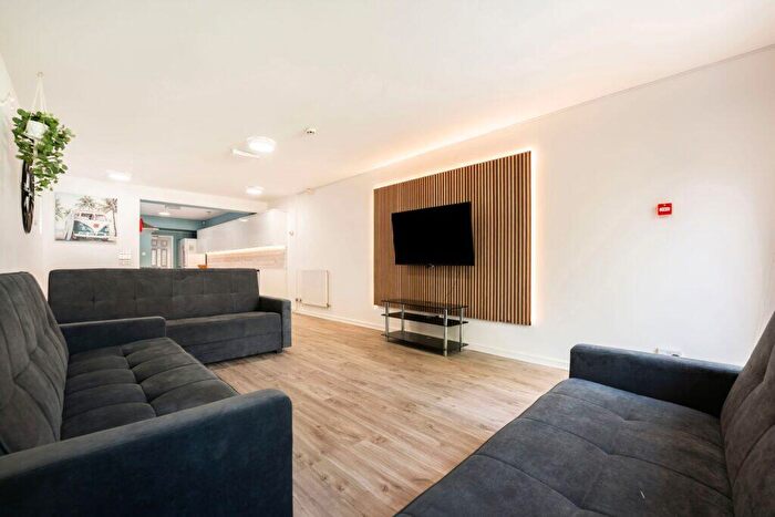 9 Bedroom Terraced House To Rent In Harrow Road, Selly Oak, Birmingham, B29