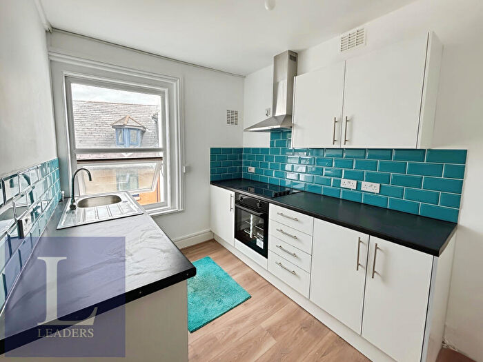 2 Bedroom Flat To Rent In Prestonville Road, Brighton, BN1