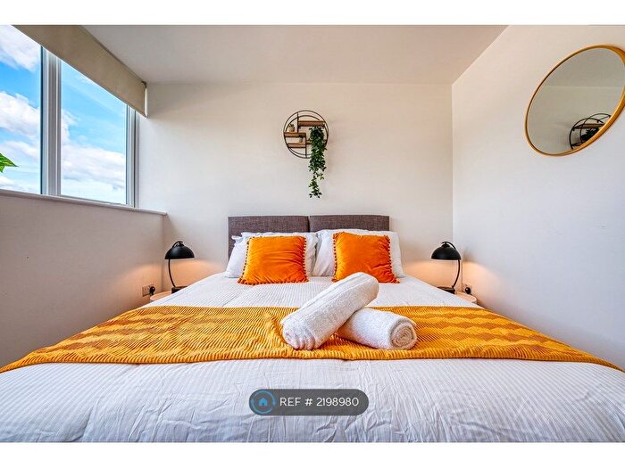 2 Bedroom Flat To Rent In Wella Road, Basingstoke, RG22