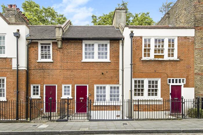 3 Bedroom House To Rent In Ranston Street, London, NW1